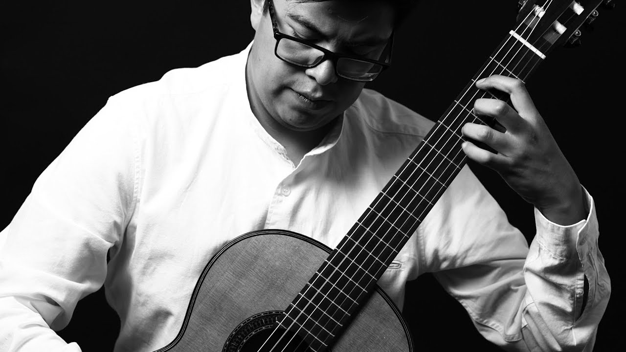 Arturo Martínez Zanabria plays Fuoco from Libra Sonatina