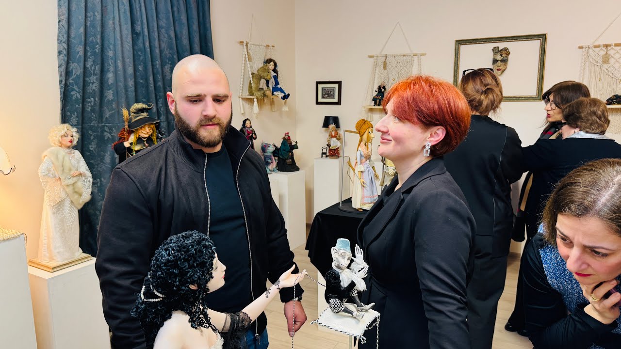 Тбилиси. Новая галерея кукол «Doll Art» на территории старой киностудии. В гостях у Юлии Сорокиной.
