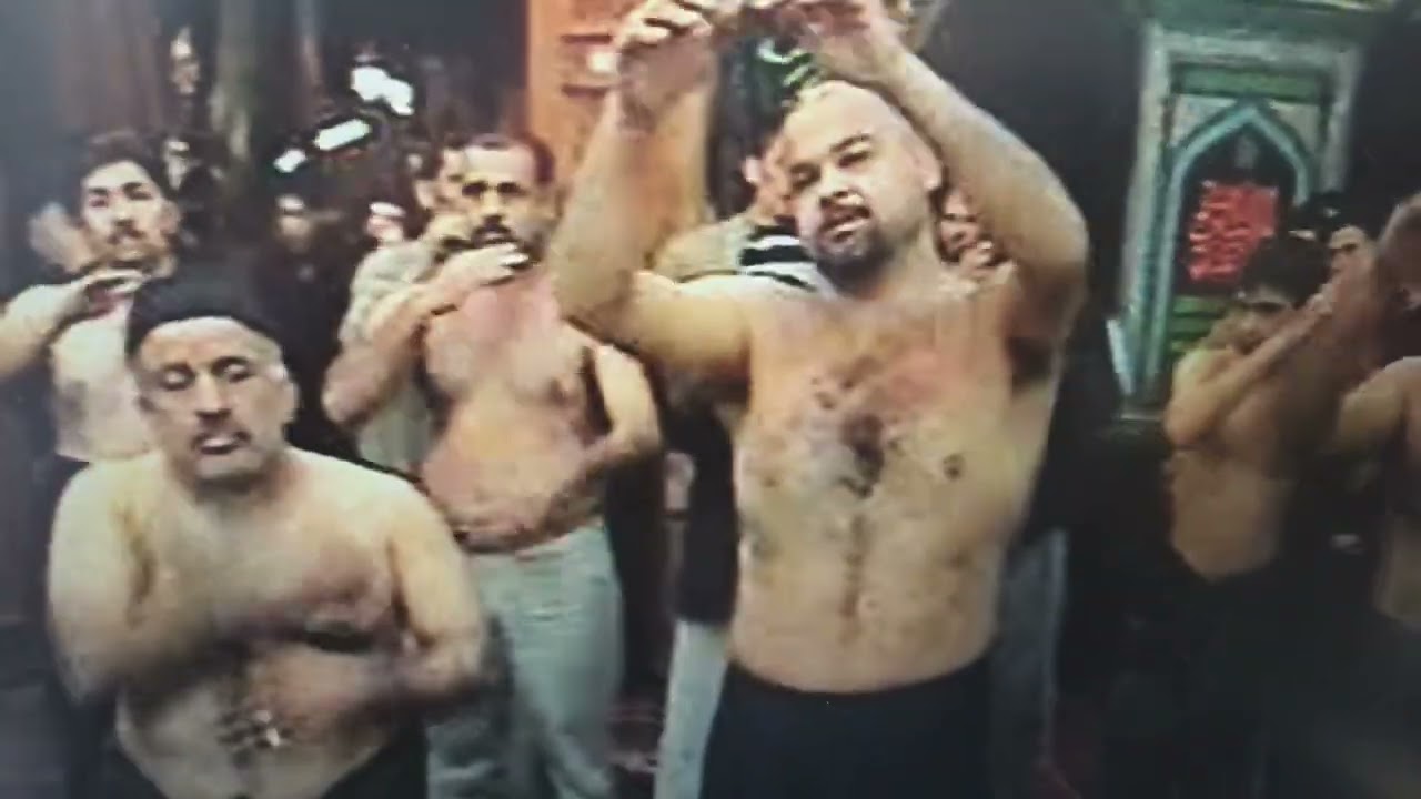 إبداع الشاعر #صباح_امين بهذه القصيدة اداء الحاج محمد عاشور محرم  1426 موكب عزاء الجمهور