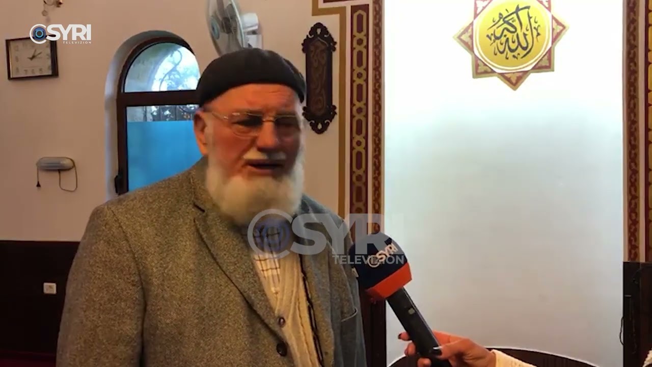 Xhamia e Plumbit, faltorja e parë që u hap pas rënies së diktaturës