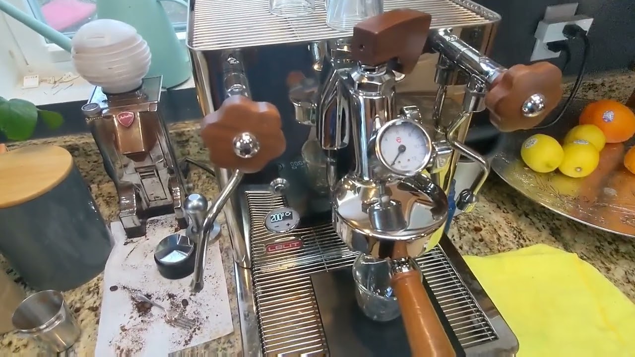 Pulling an Espresso Shot 101 on a Lelit Bianca