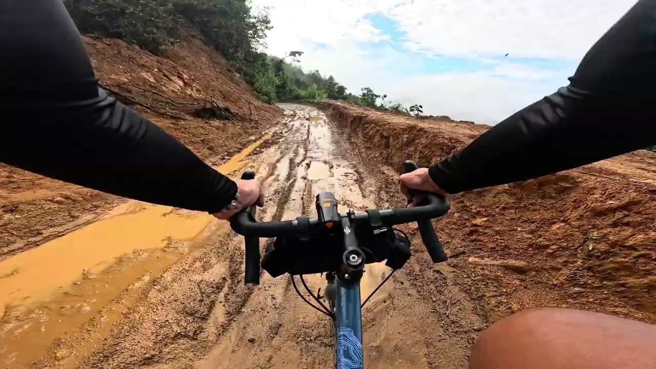 SUBÍ ESTA LOMA EN SAN ANTONIO DE PRADO PARA LLEGAR A MEDELLÍN || Ruta extrema en Bici