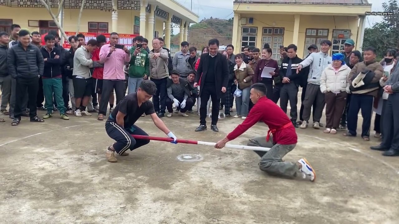 Đẩy Gậy Ngày Tết Vùng Cao – Căng Như Dây Đàn!  