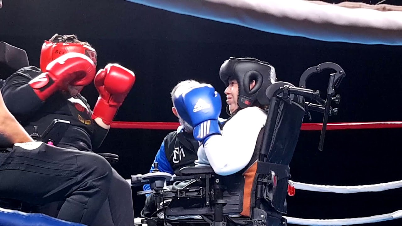 5 cécile FERREIRA VS céline DENOUS   HANDI BOXE