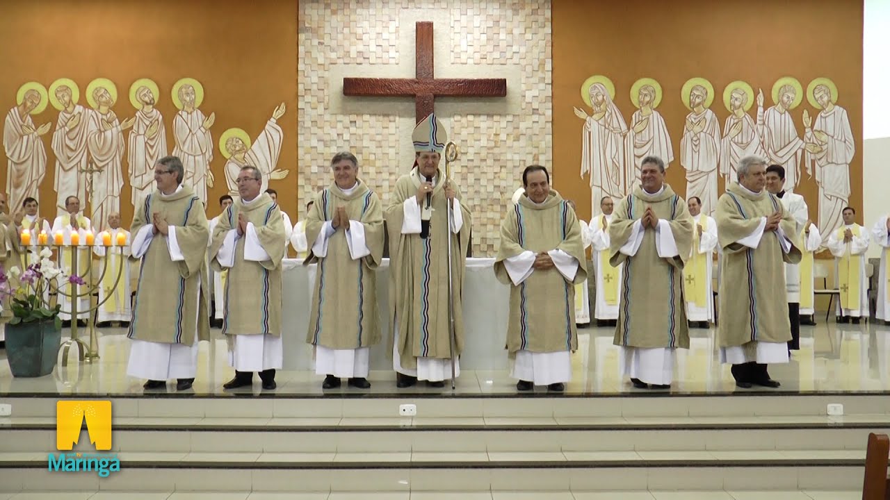 Ordenação de seis diáconos permanentes na paróquia São Judas Tadeu Maringá - 02 10 2015