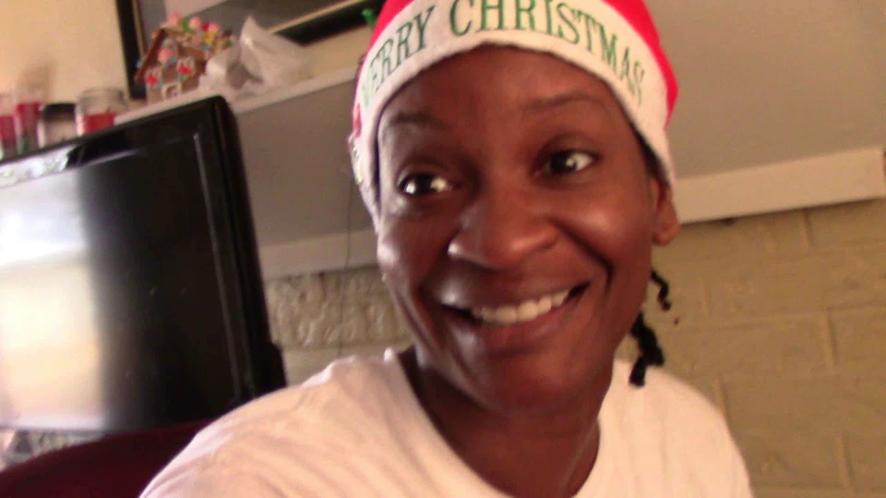 VLOGMAS DAY 25: OPENING PRESENTS!