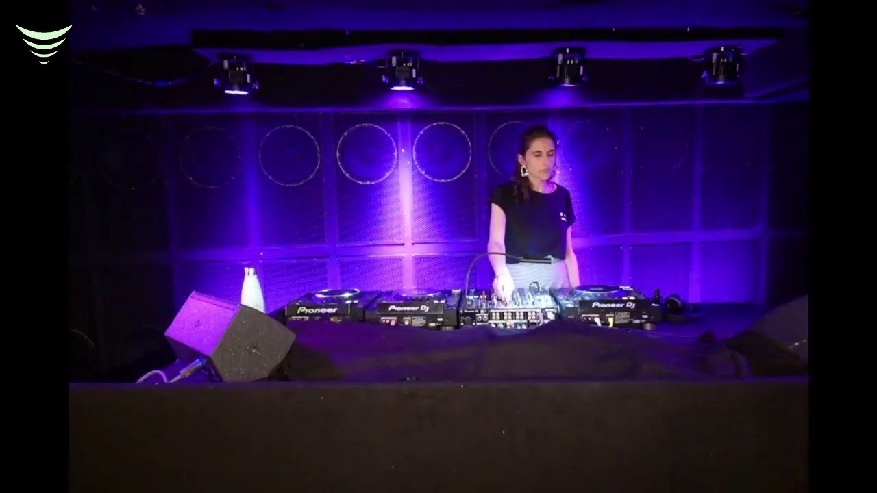 vlan.radio: Mischa Beton (PUSH-Female DJ Network) 14/05/21