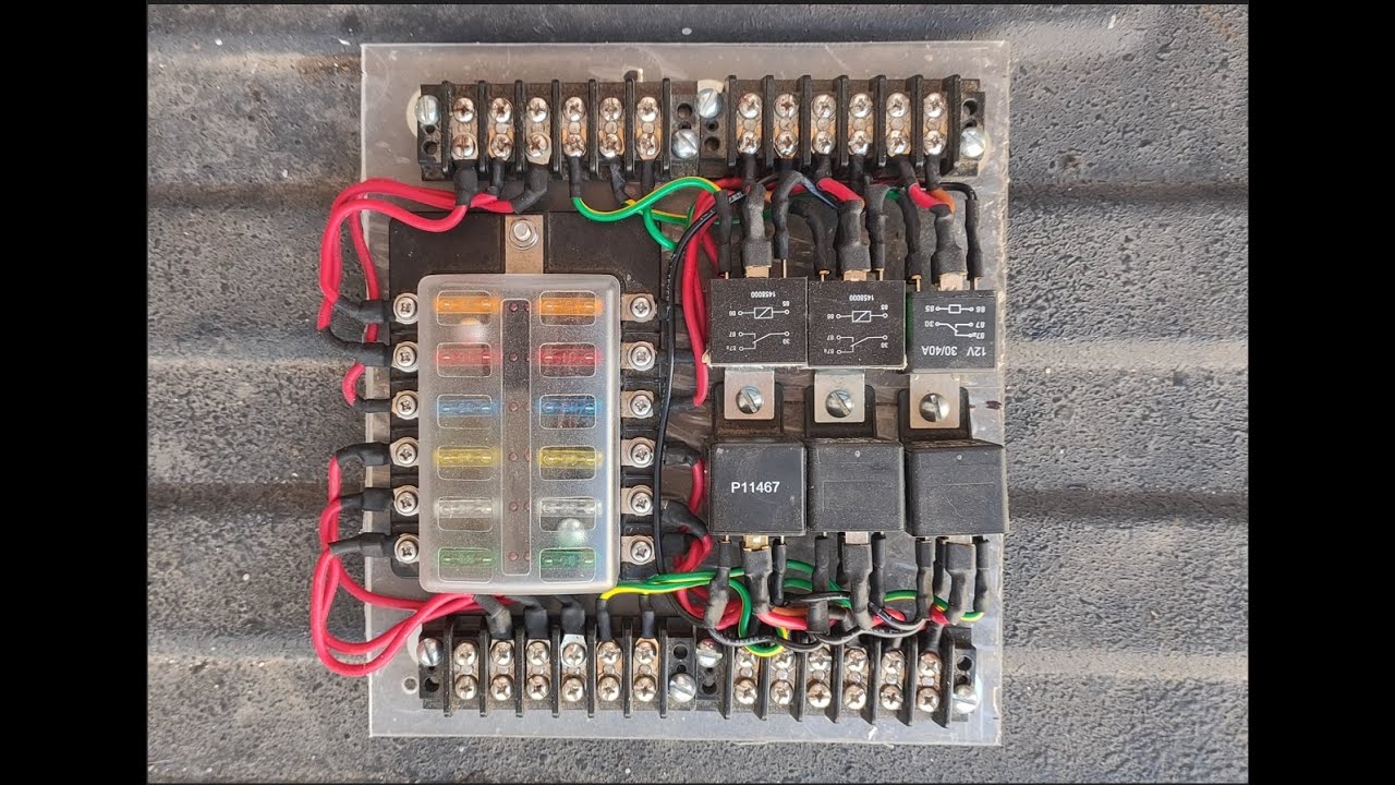 ⚡ COMO SE HACE UN TABLERO DE RELEVADORES Y FUSIBLES UNIVERSAL PARA TU AUTO 👌HAZLO TU MISMO👌