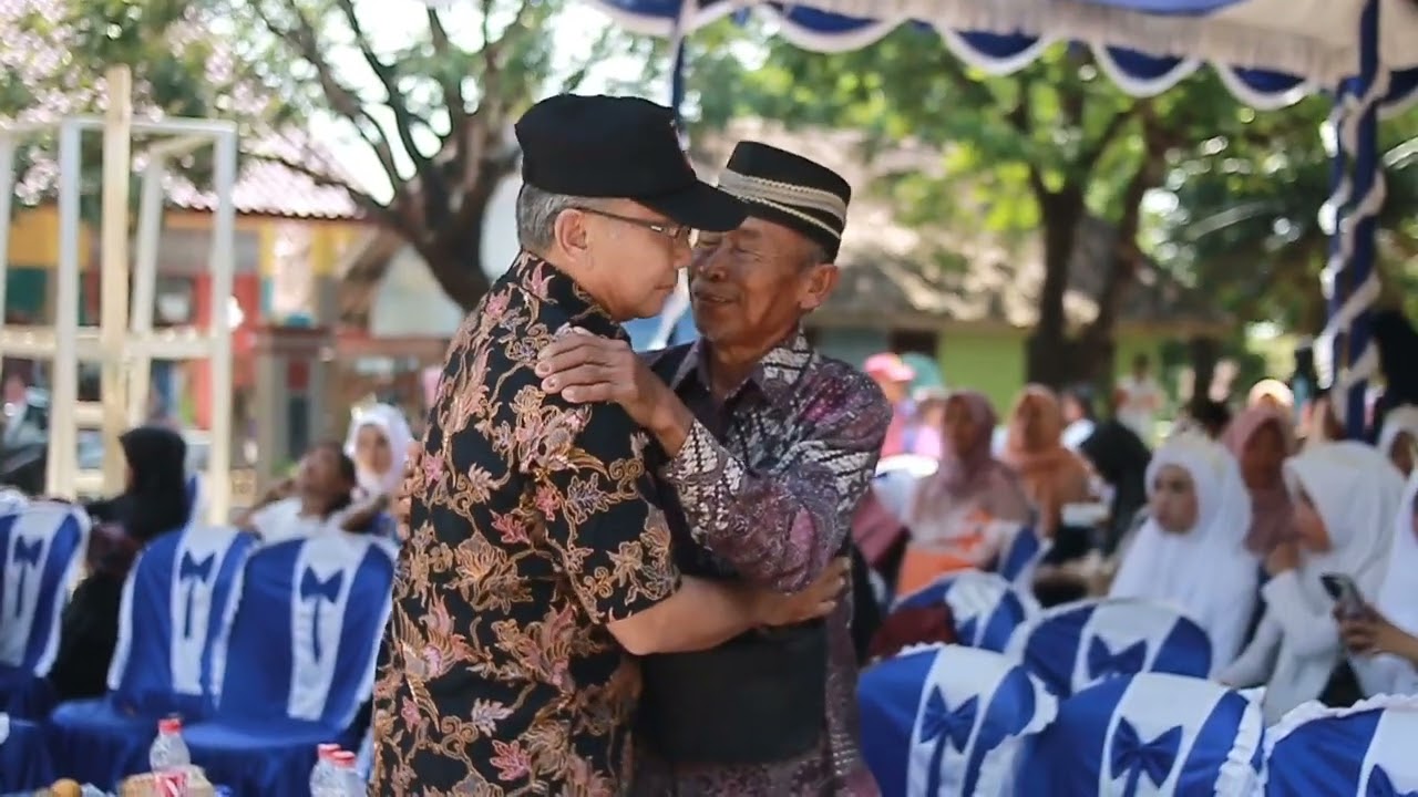 Paturay tineung kelas Vl  & kenaikan kelas l - V SD BLANDONGAN 02