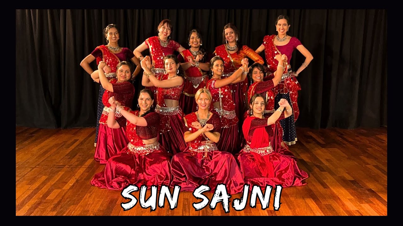 SUN SAJNI | SATYAPREM KI KATHA | BOLLYWOOD GARBA DANCE COVER | STUDIO J