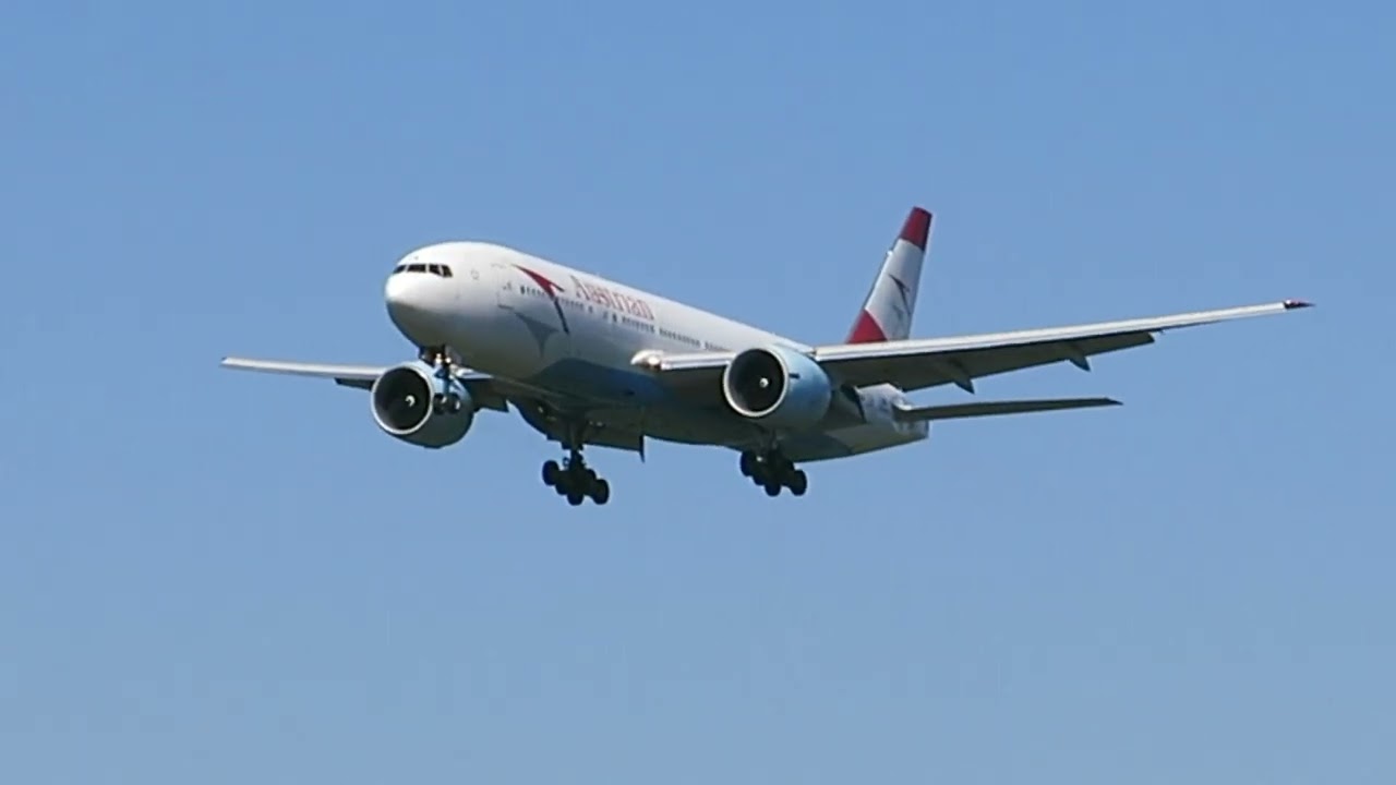 Austrian Airlines OE-LPE B777-200ER