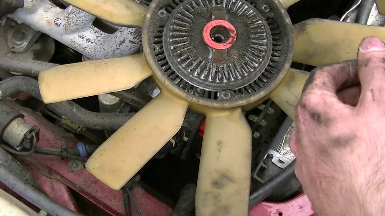 How to replace the fan clutch on a Mercedes M103