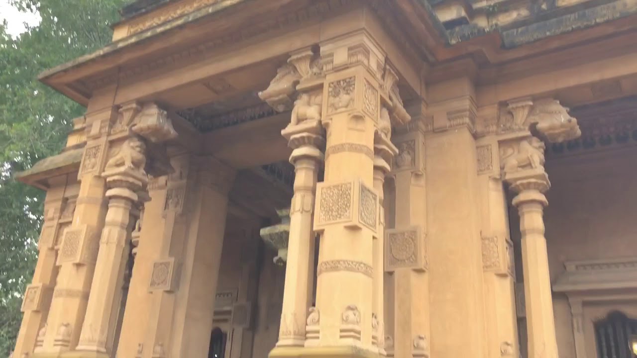 Out visit to the Kalaniya temple