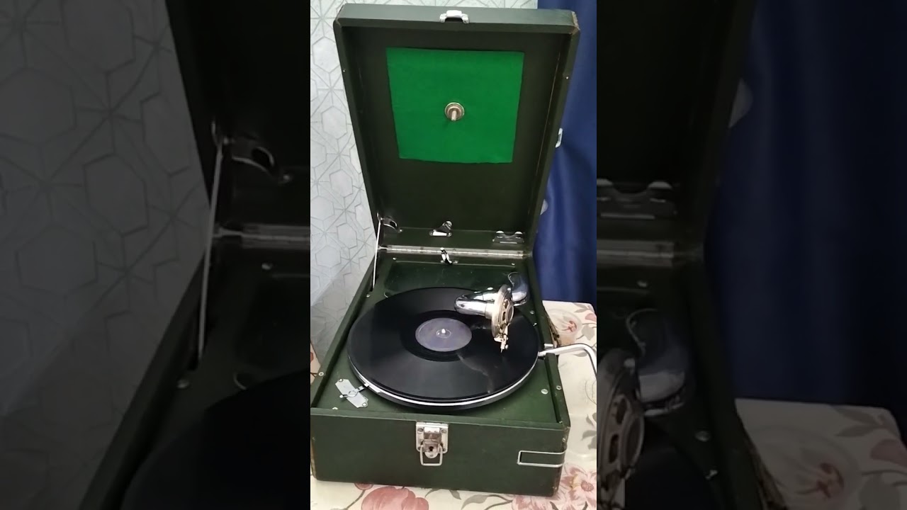 The Andrew Sisters - The Wedding of the Lili Marlene