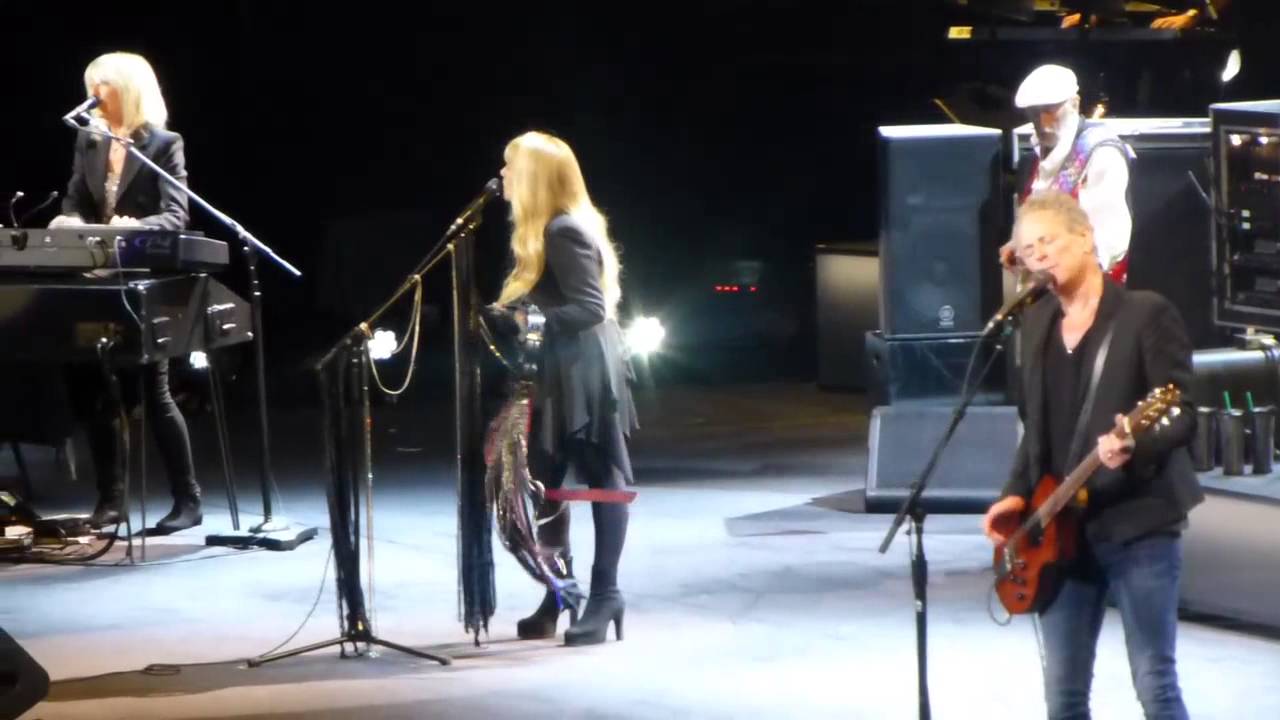 Fleetwood Mac - Don't Stop Thinking About Tomorrow - New Jersey - 10/11/14