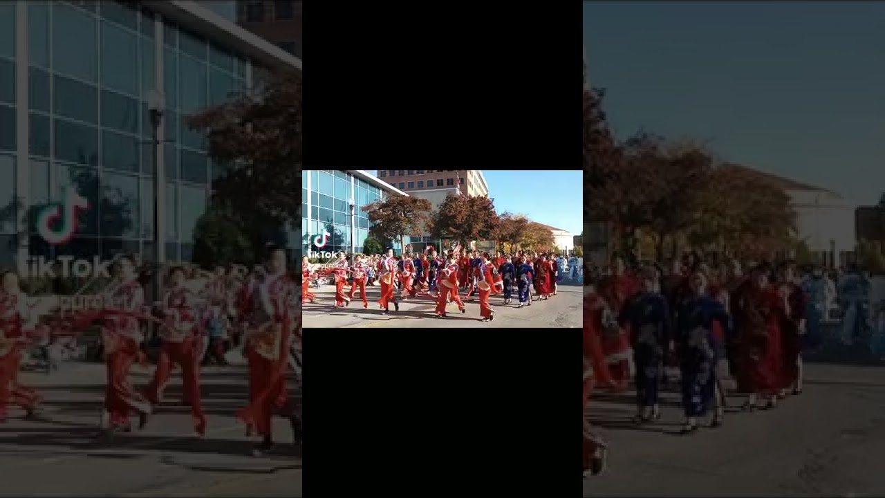 Waterloo Region Chinese Canadian Association at Kitchener-Waterloo&nbsp;Oktoberfest Thanksgiving parade.