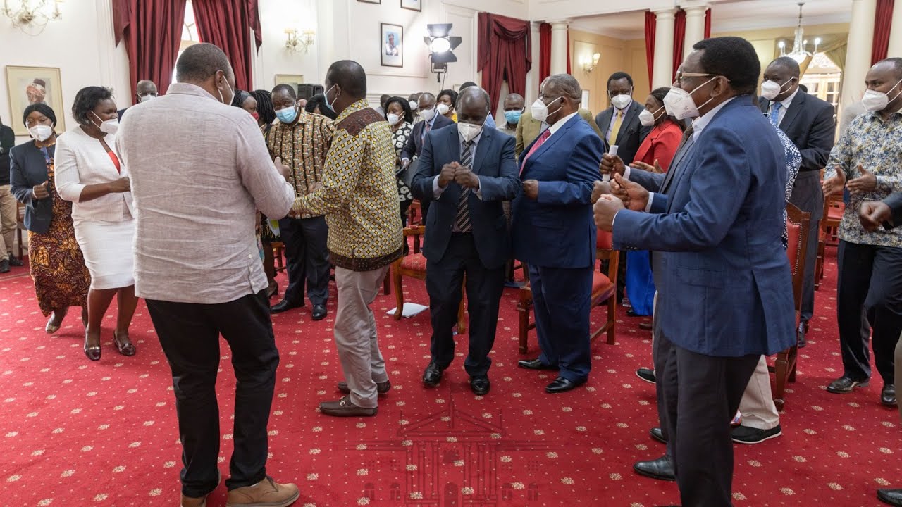 PRESIDENT UHURU & RAILA MEET LUO NYANZA LEADERS AT STATE HOUSE AHEAD OF MADARAKA DAY CELEBRATIONS!!