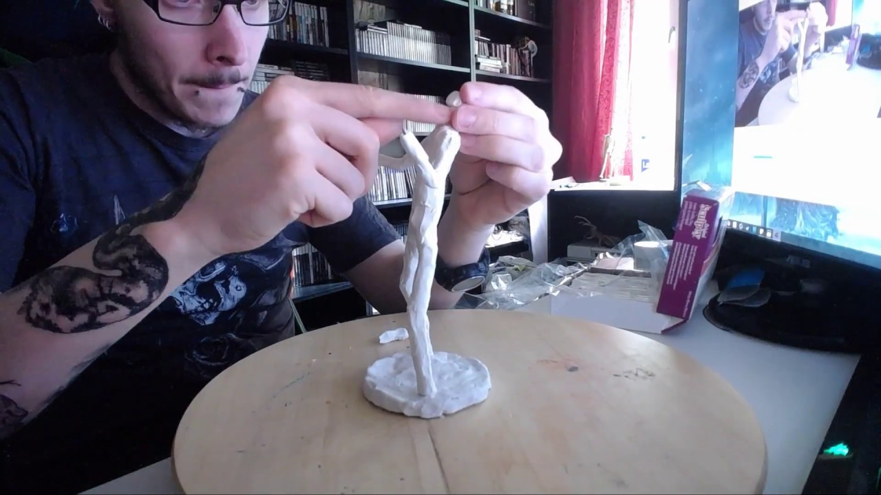 Heath Ledger's Joker figure - part 2 - base structure with original sculpey