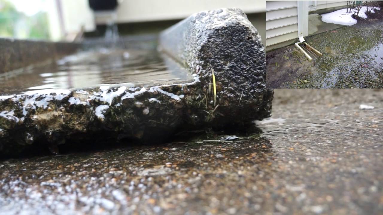 Duct flooded: Ducts under slab problems flooded rusted mold