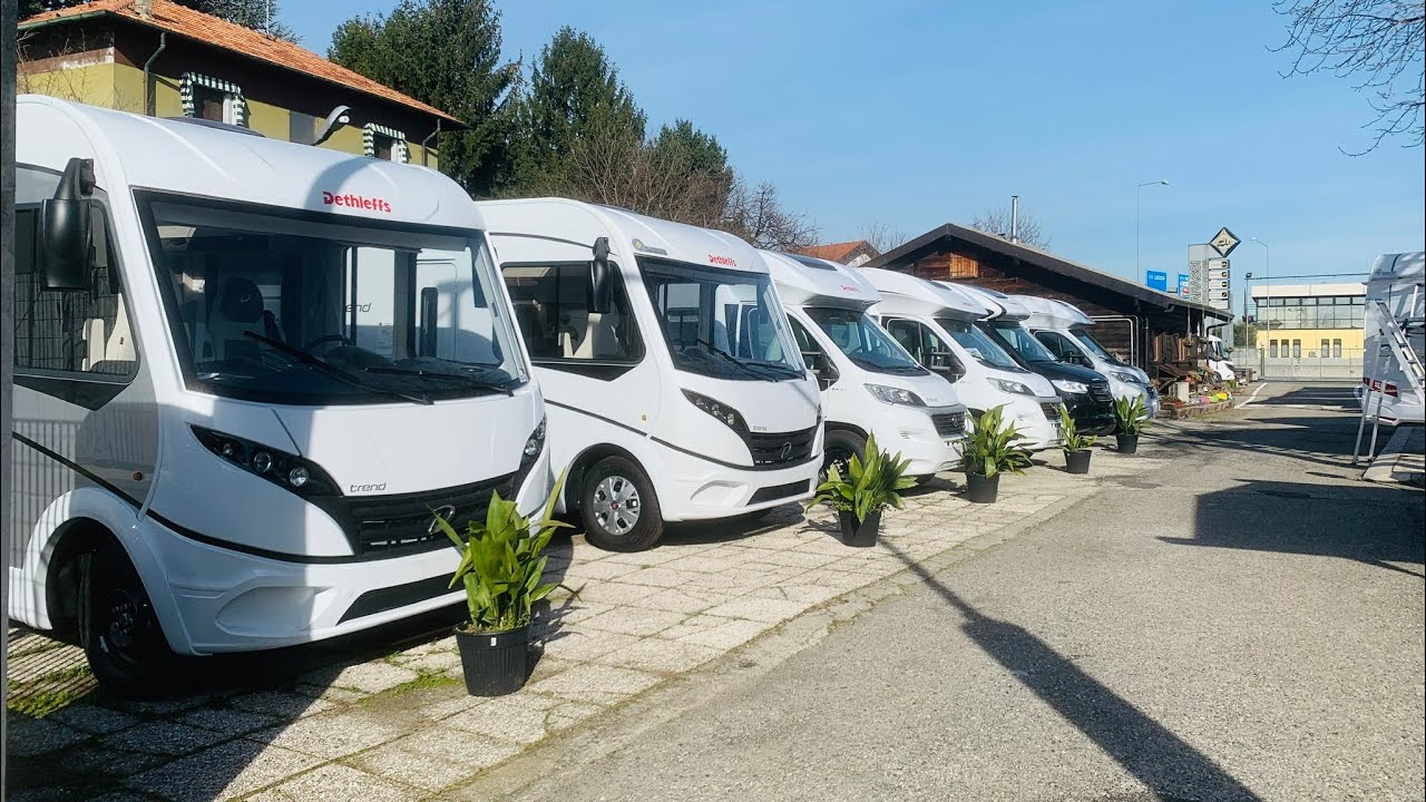 Panoramica espositiva CAMPER USATI Lombardia 20/04/2020: semintegrali e motorhome in pronta consegna