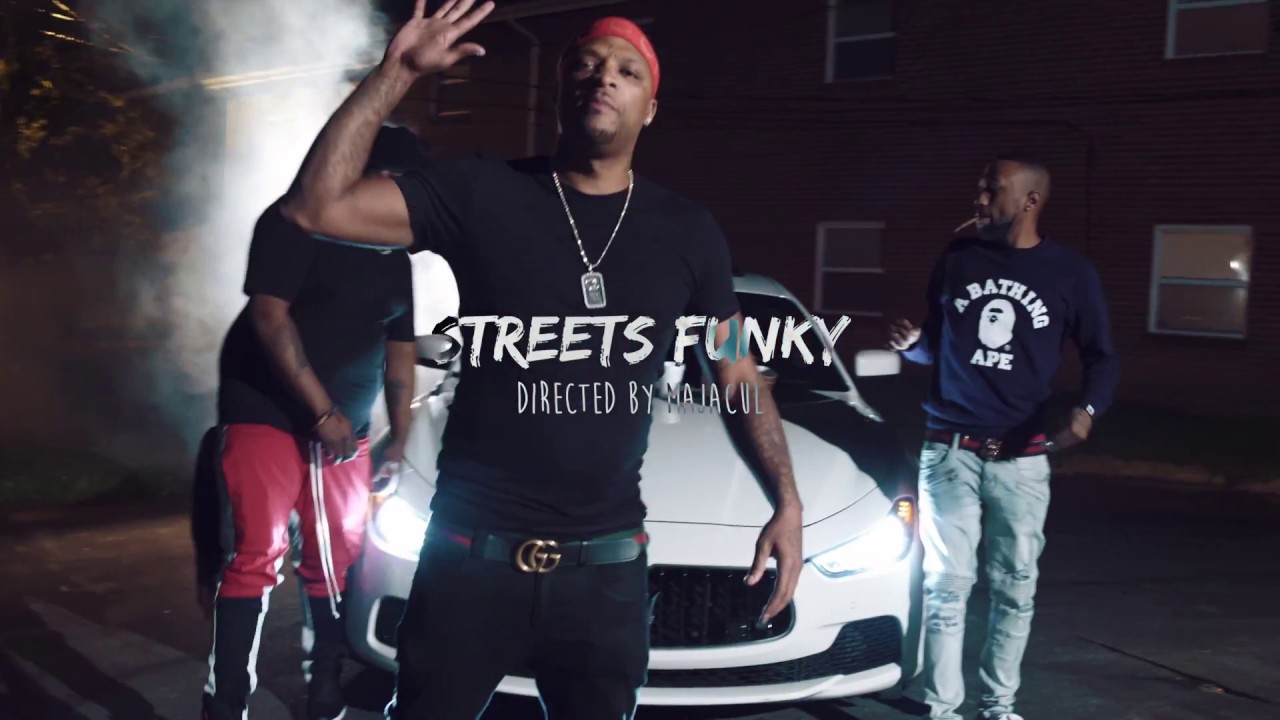 D Strap - Streets Funky prod. by Bandplay