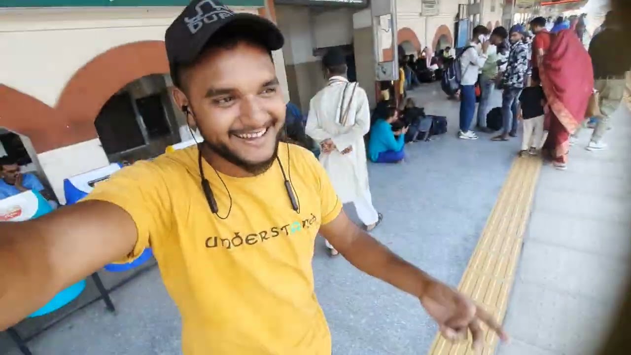 khalilabad to Mumbai. ..😩😉masti time #viralvideo #ytshorts #share #vlogger