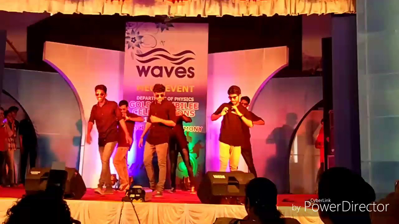 Madappally College 3rd physics dance kiliki,pathinalam ravu,ezhimala ...songs
