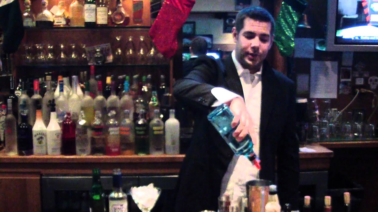 Summer Wind Gin Martini - Drinking Made Easy Sinatra Cocktail Contest