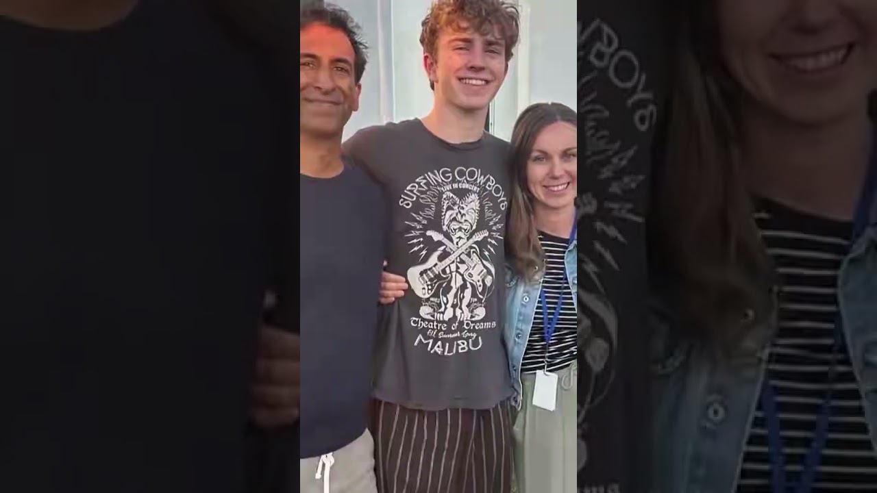 Walker and his iconic t-shirt 🔱 | 