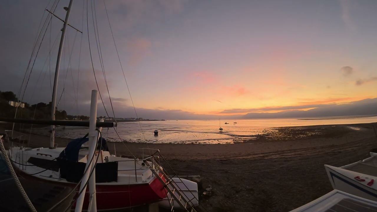 Sunrise timelapse #boatrefit #beaumaris #sunrise #timelapse