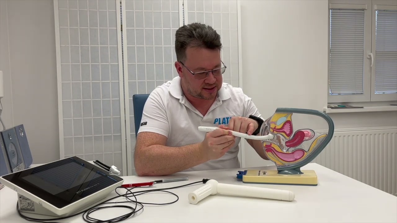 JETT PLASMA For Her II - Dr. Pasnišin talking about treatment procedure