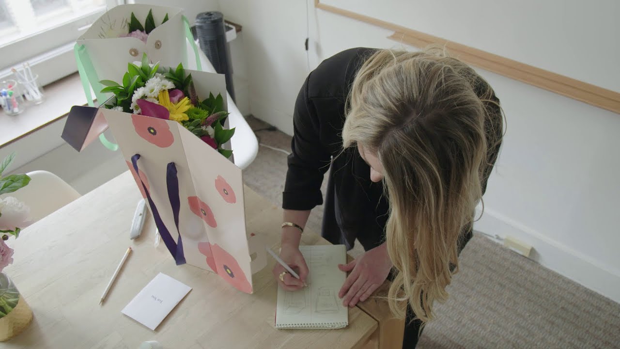UrbanStems - Boxes that impress and protect