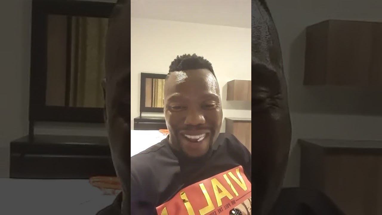Refiller boy está em quarto de hotel com sua esposa, Viva ANAMOLA 👑