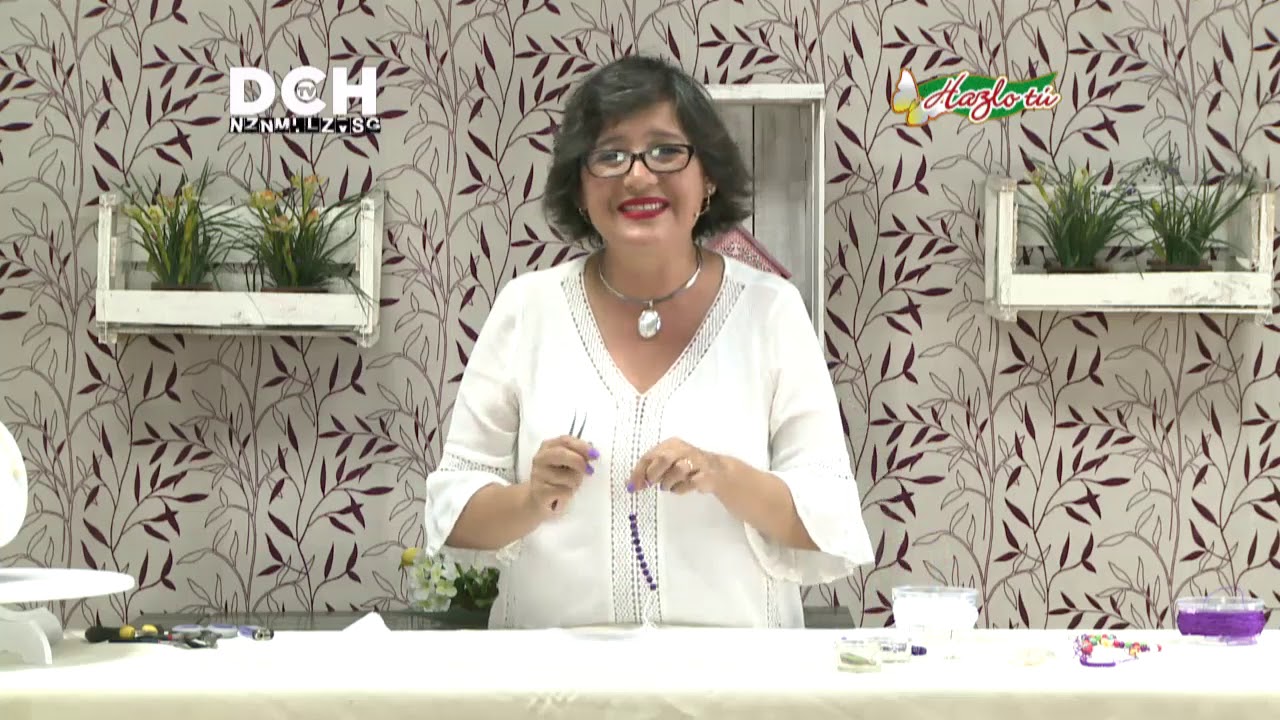 Collar con nudo separador de perlas  - Yasna Pino - Casa Puchinni