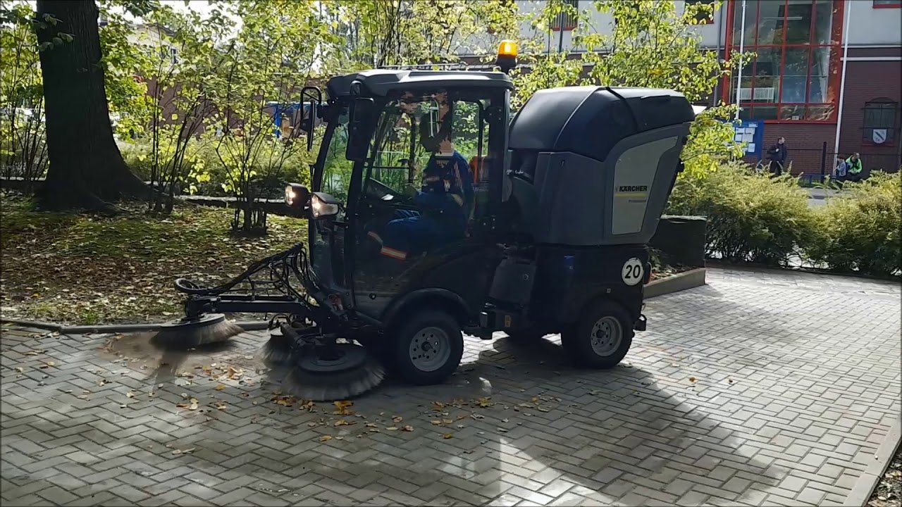 MIC 34 C – sprzątanie parku i bulwarów