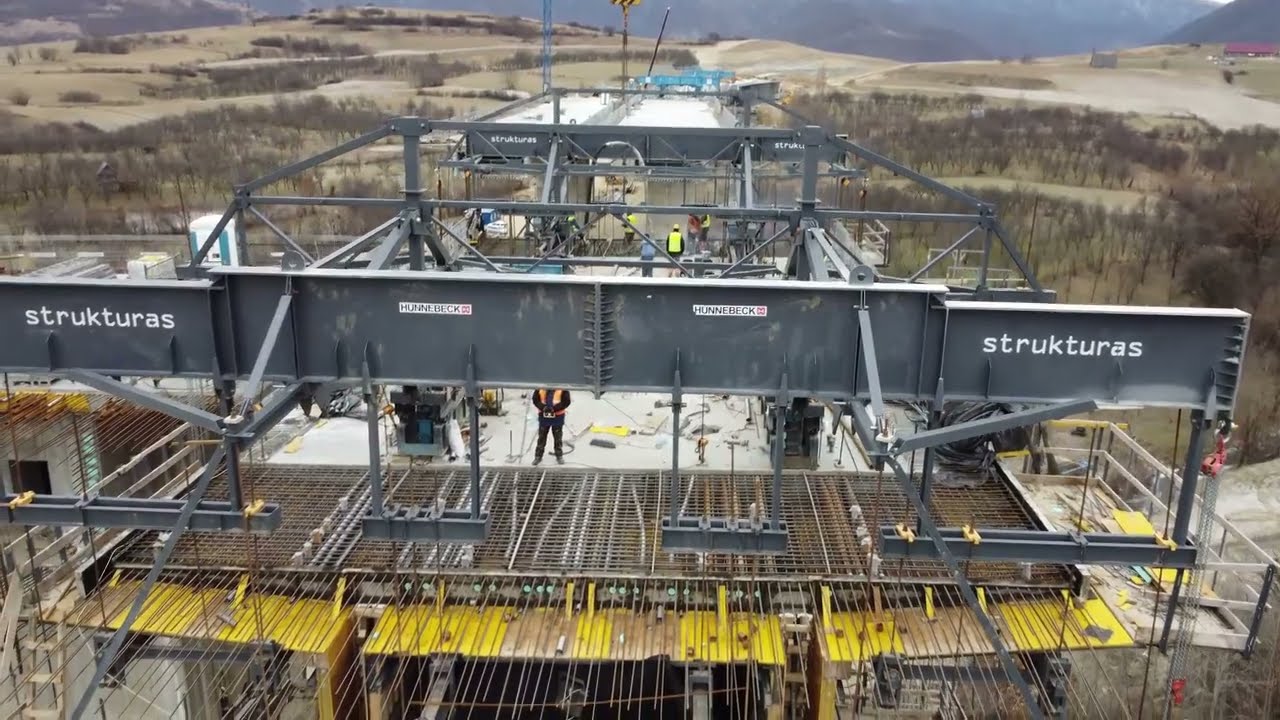Autostrada A1 Sibiu Pitești lot1 Sibiu Boița Viaduct Tălmăcel filmat în 18 01 2022