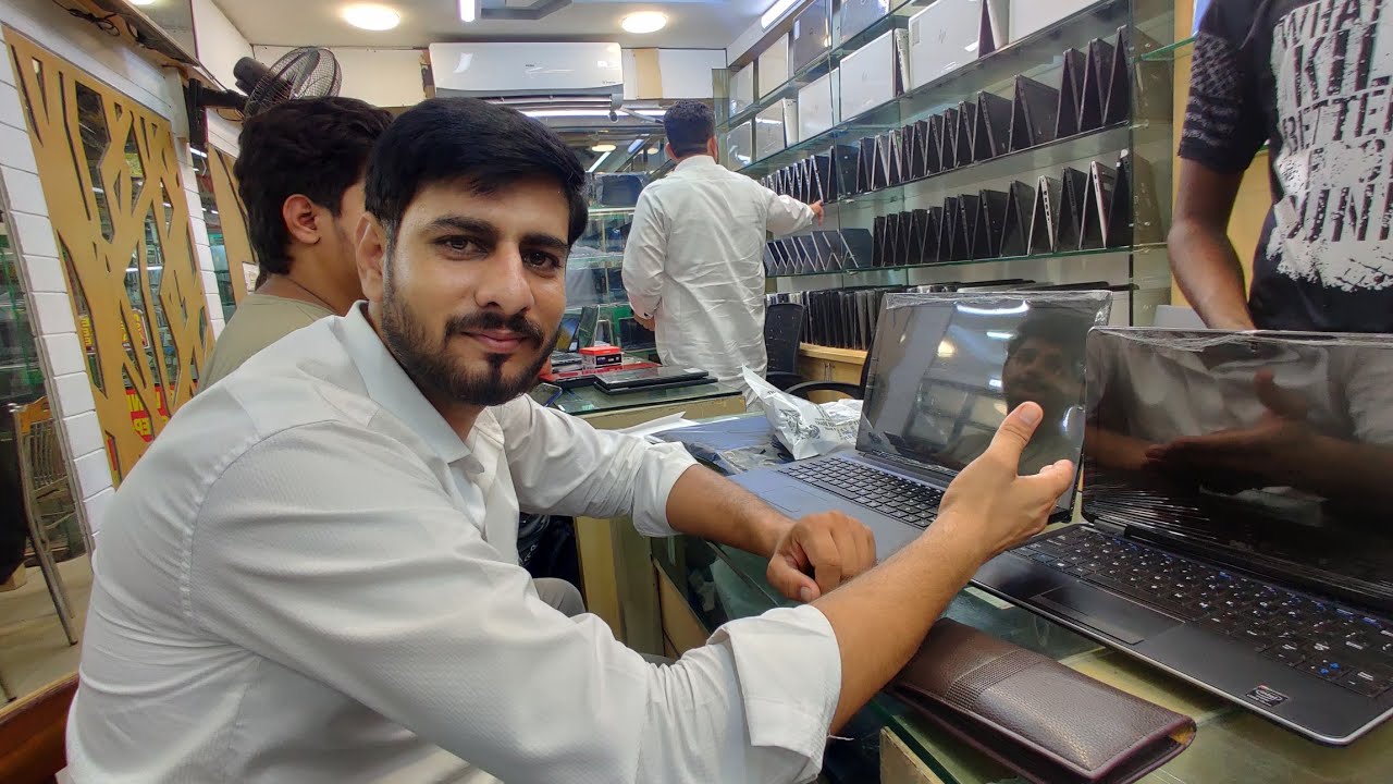 Itna Mehnga Laptop | New Laptop | Hasnain Haider vlog