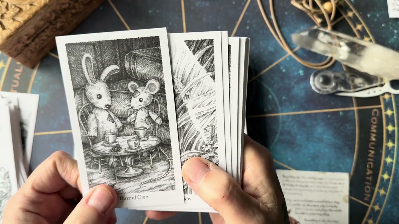 #walkthrough of ‘The Winding’ by Three Trees Tarot. 