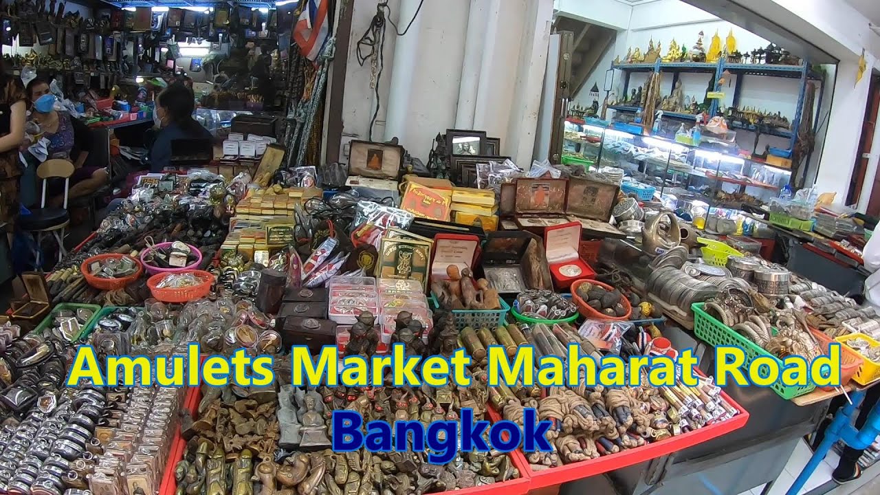 Amulets Market. Maharat Road Bangkok Thailand April 2022