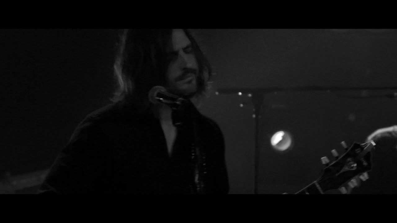 LYENN - GIVE IN - Live at Botanique, Brussels Feb 9th 2020