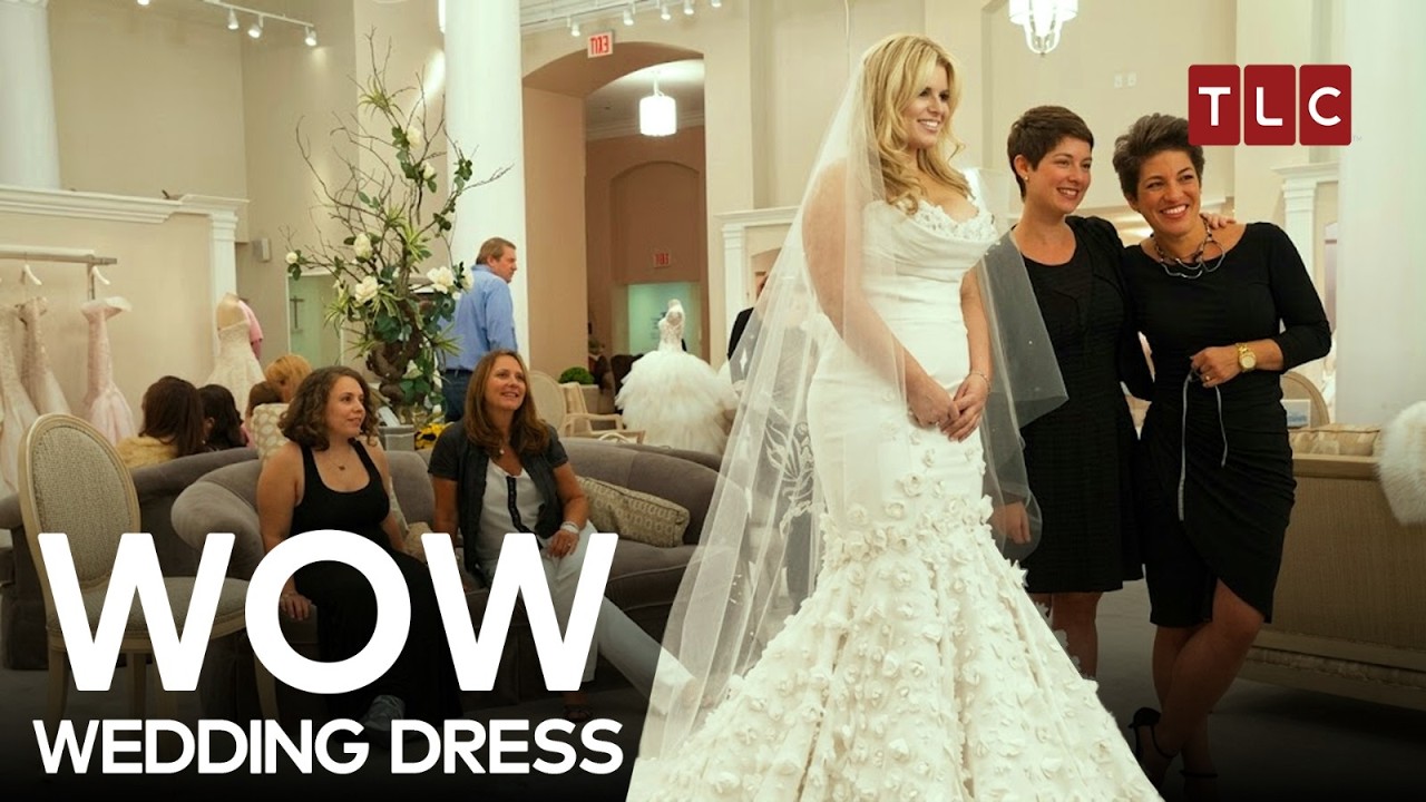 Sexy Wedding Dress Hunt for a Comedian Bride | Say Yes to the Dress S11 E3 | TLC India