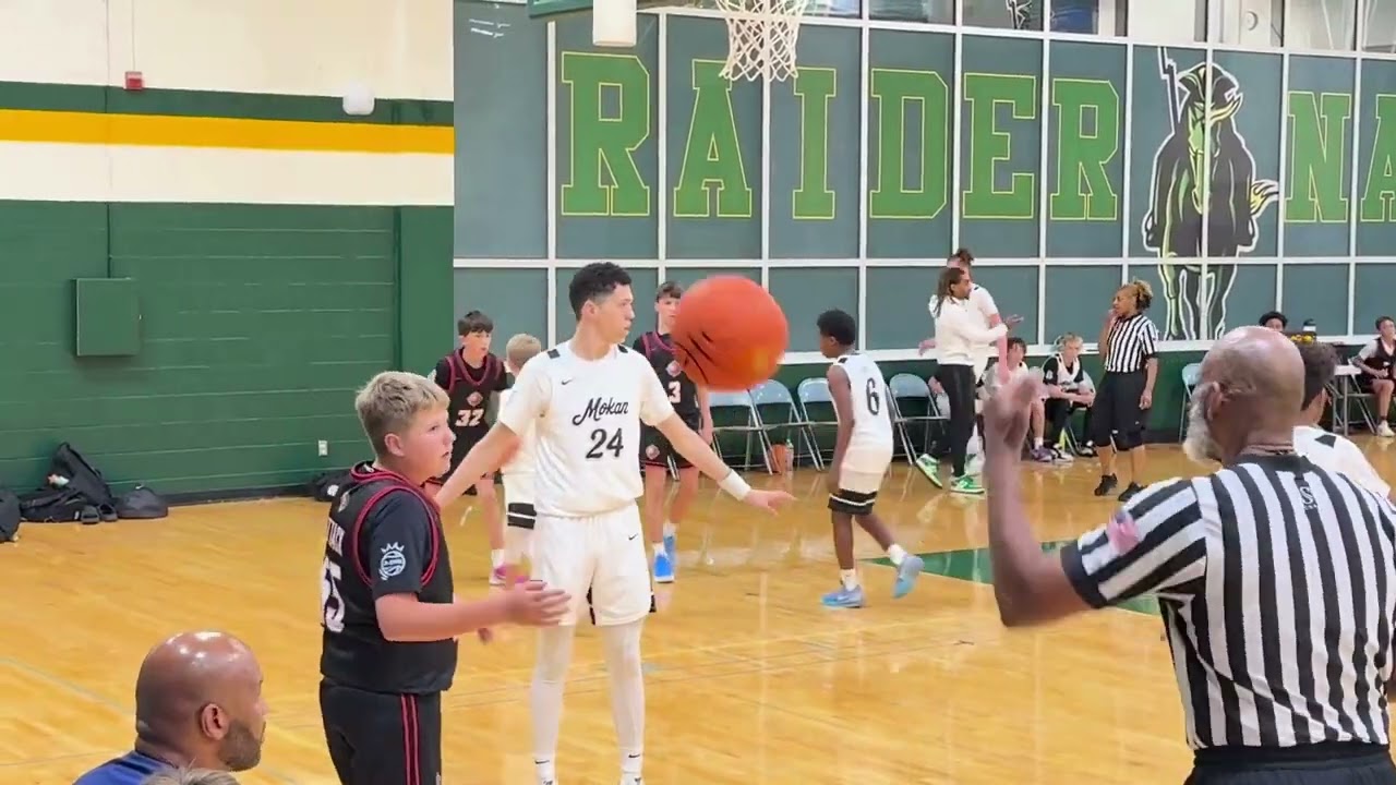 5-10-25  All Iowa Attack Jr EYBL vs Braylon Harris #24 MoKan Jr EYBL - Black (Game)  L 48-43