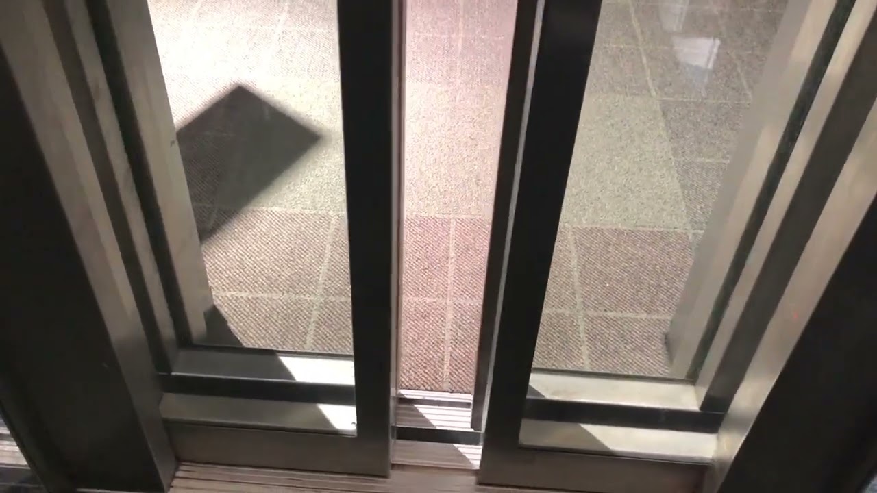 GLASS Lester Controls lift at Reading Museum in Reading