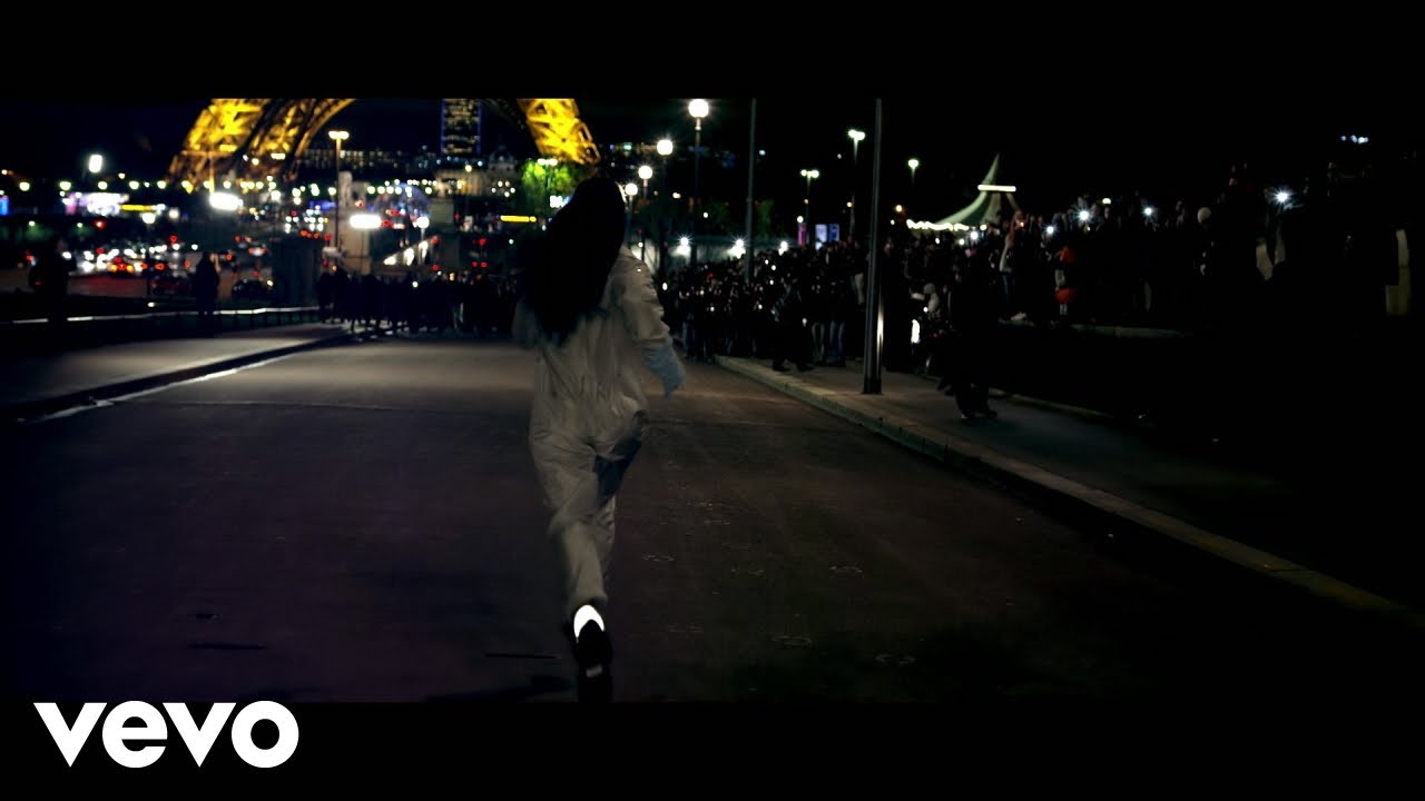 Rihanna - Goodnight Gotham