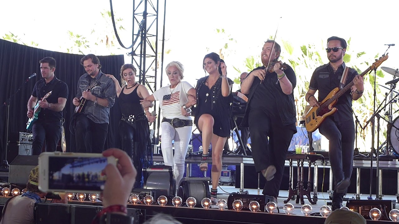Tanya Tucker live at Stagecoach 27Apr2018