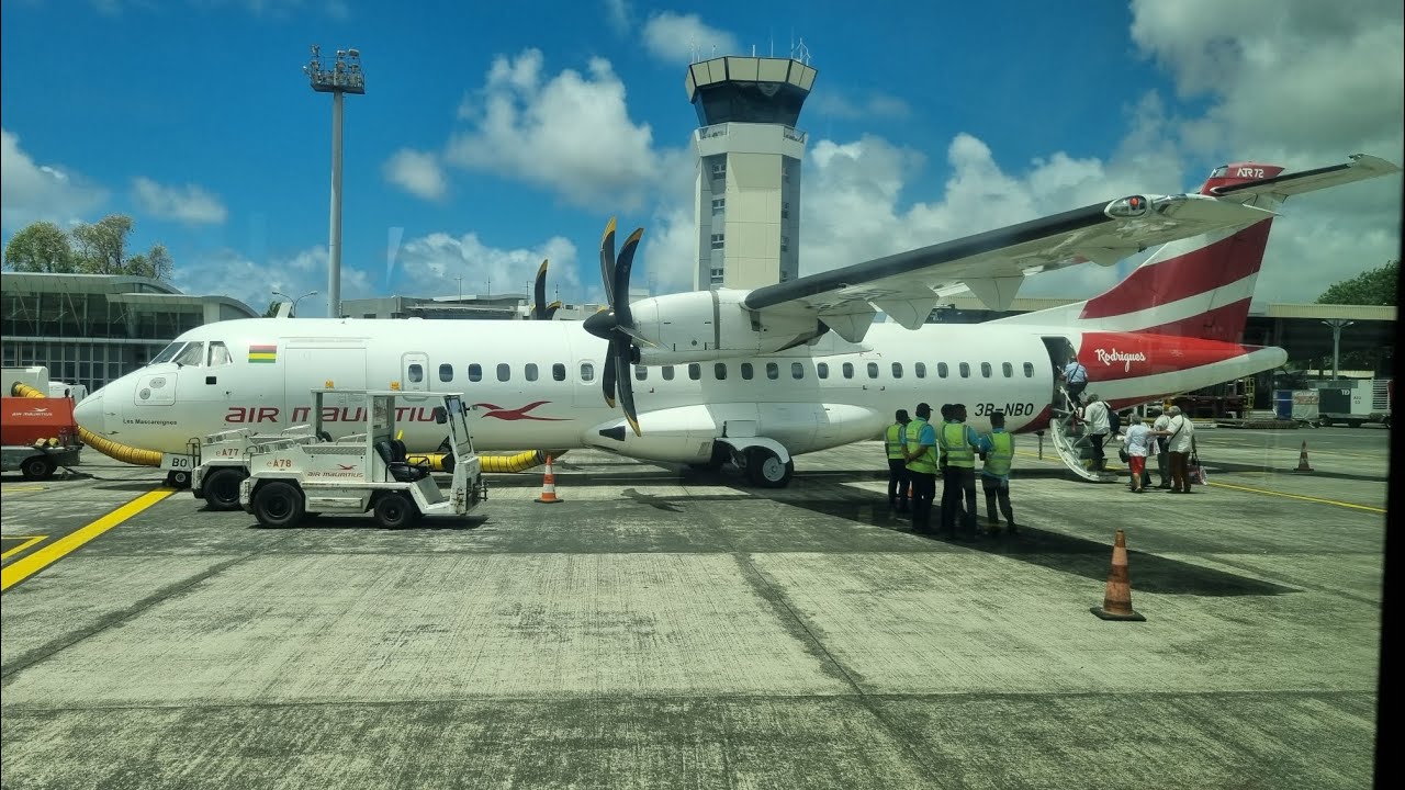 [4K60]  With Air Mauritius ATR-72 3B-NBO --  flying from Mauritius to Rodrigues Islands ...