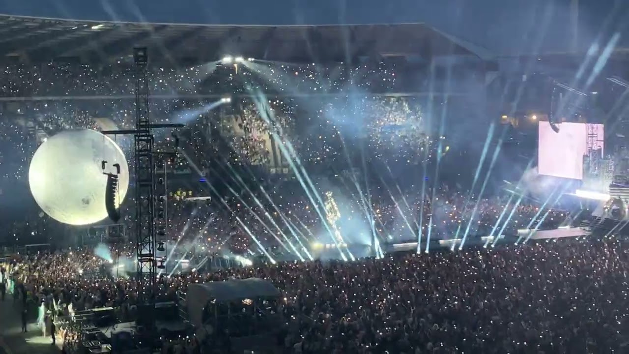 The Weeknd - Blinding Lights - Live in Brussels 12 July 2023
