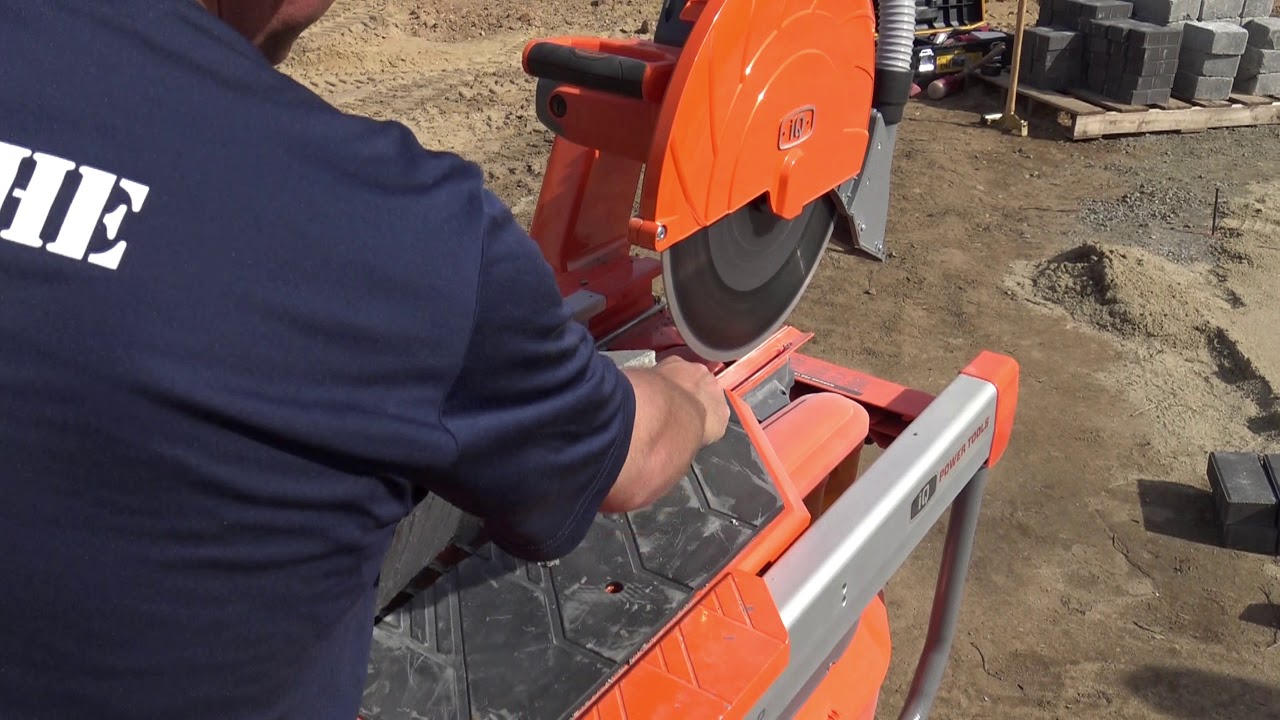 How to Cut a Curve Using the iQMS362