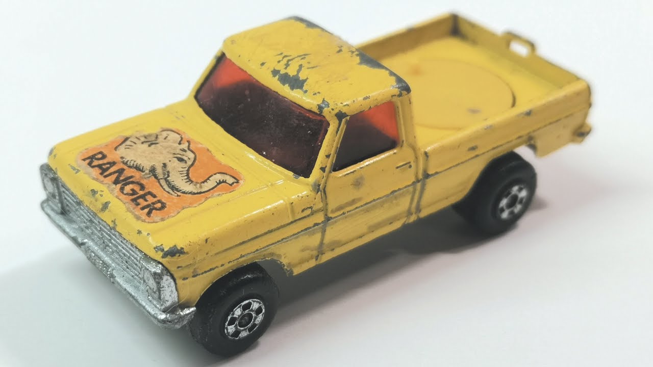 Реставрация Matchboxa Wildlife Truck Ford Pickup № 57. Литая модель игрушки.