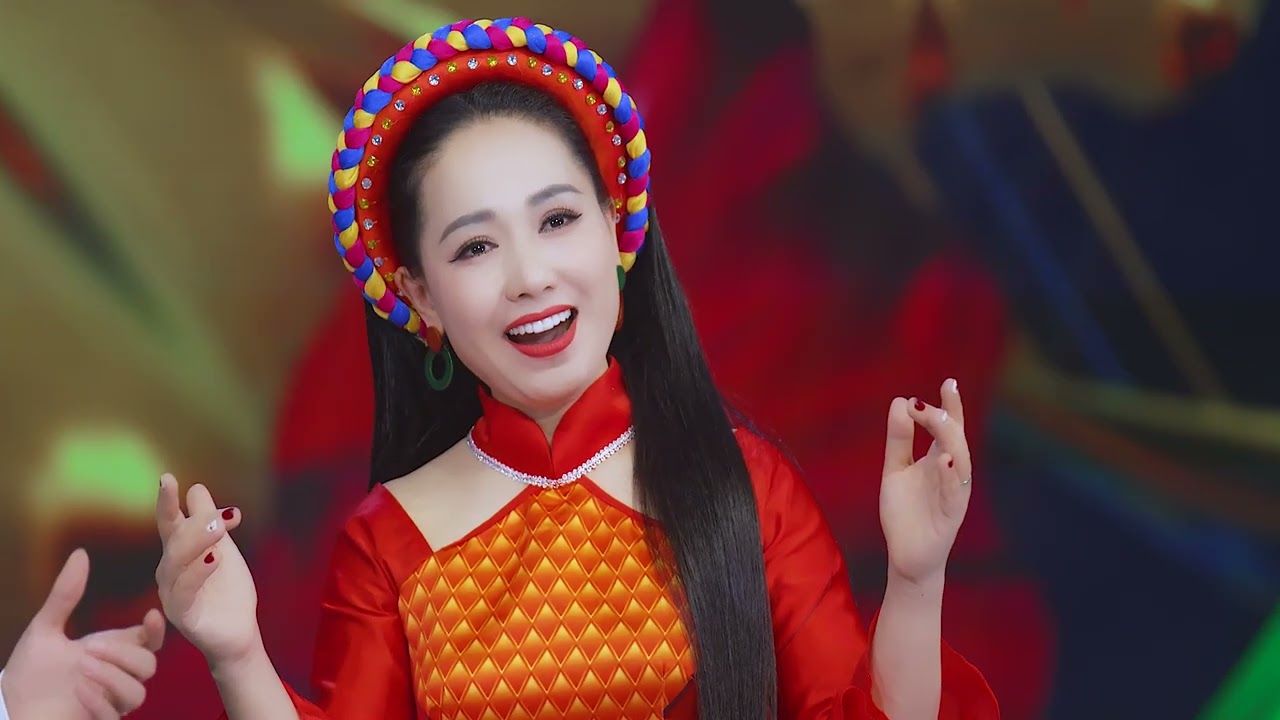 MÙA XUÂN ĐẦU TIÊN. Sáng tác: Tuấn Khanh. Biểu diễn: Tuấn Giang - Thu Trang